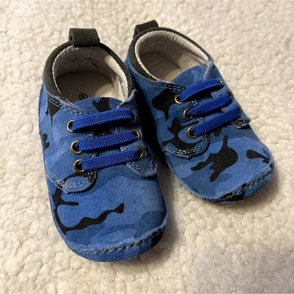 NIB Riley Roos Chukka Boot in Blue Camo 12-18 Months (L)